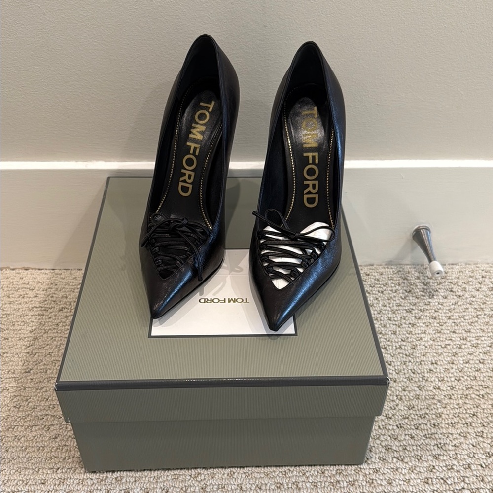 Tom Ford Black Stiletto Heels with Glossy Finish